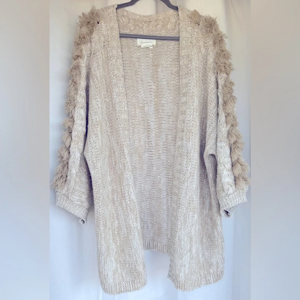 Anthropologie Boho oversized long fringe sweater. One size - Picture 9 of 11